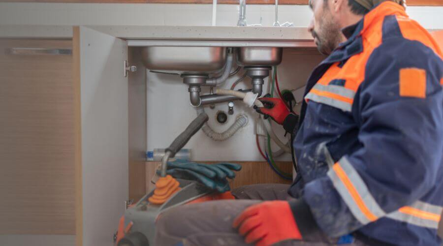 Professional slab leak plumber services in Yankeetown, FL